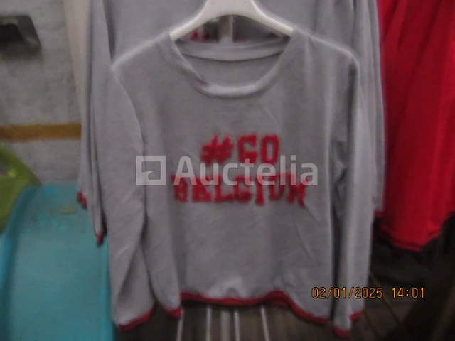 Kleding bundel /go belgium +-150 stuks - afbeelding 1 van  6