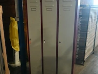 Kledingkast - afbeelding 2 van  4