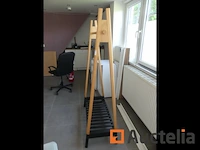 Kledingrek en bureaustoel - afbeelding 3 van  12