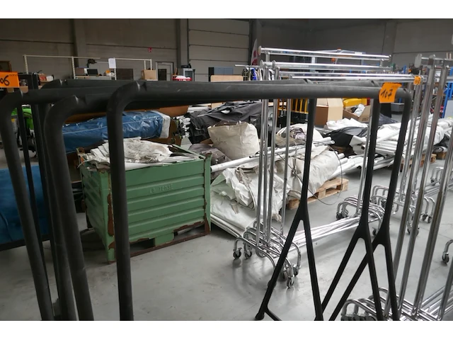 Kledingrekken in kunststof 4 stuks - afbeelding 3 van  3