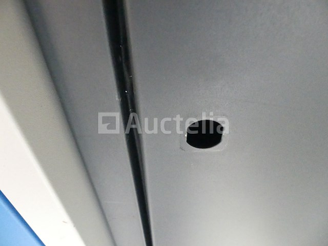 Kleedkamers en kantoorkast - afbeelding 1 van  15