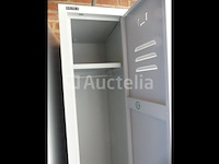 Kleedkamers en kantoorkast - afbeelding 10 van  15