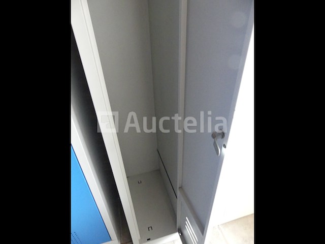 Kleedkamers en kantoorkast - afbeelding 11 van  15