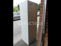 Kleedkamers en kantoorkast - afbeelding 14 van  15