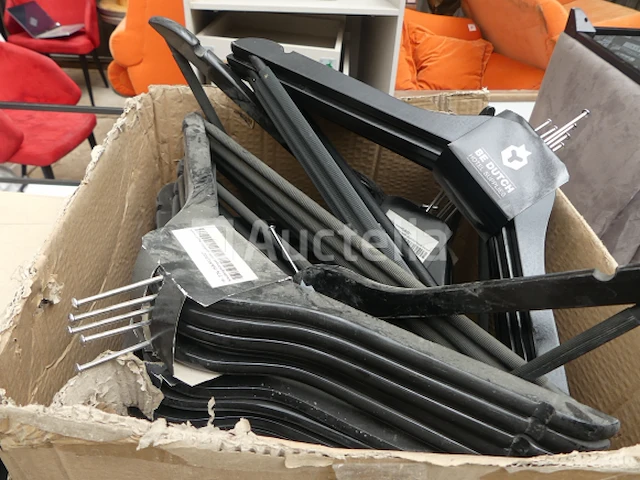 Kleerhangers - afbeelding 1 van  8