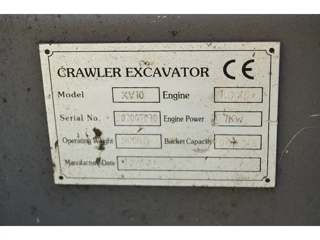 Klein graafmachine hytec xv10 op rupsen met dak en reservebak - afbeelding 14 van  16
