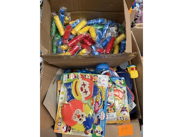 Klein speelgoed - afbeelding 1 van  7