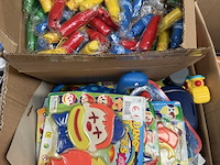 Klein speelgoed - afbeelding 1 van  7