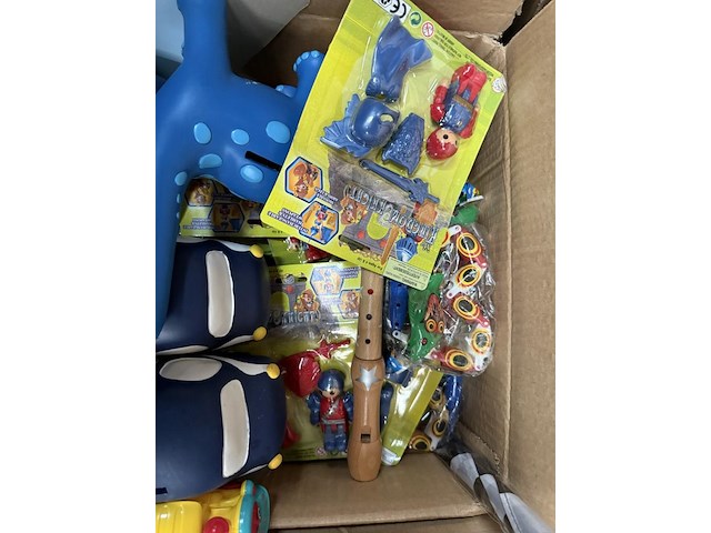 Klein speelgoed - afbeelding 6 van  7