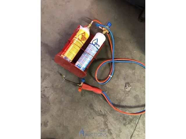 Kleine brander - afbeelding 2 van  2