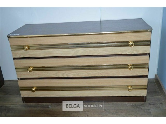 Kleine dressoirkast - afbeelding 2 van  3