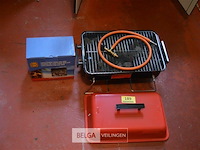 Kleine gas bbq met lava stenen - afbeelding 1 van  3