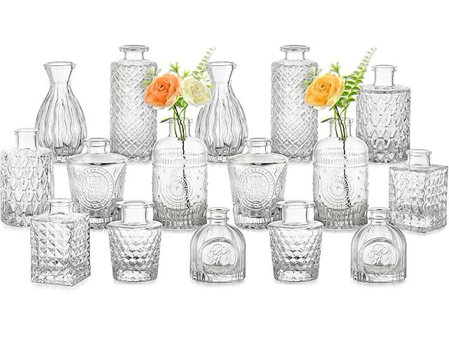 Kleine glazen vaas voor tafeldecoratie - afbeelding 1 van  6