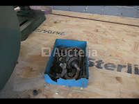 Kleine kolomboormachine, perel slijpbank - afbeelding 1 van  10