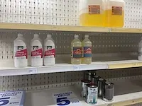 Kleine partij reinigingsproducten - afbeelding 2 van  8