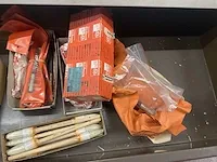 Kleine partij verfborstels - afbeelding 2 van  3