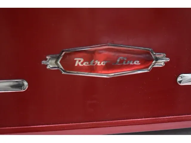 Kleine rode koelkast retroline - afbeelding 6 van  6