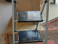 Kleine trapladder - afbeelding 2 van  2