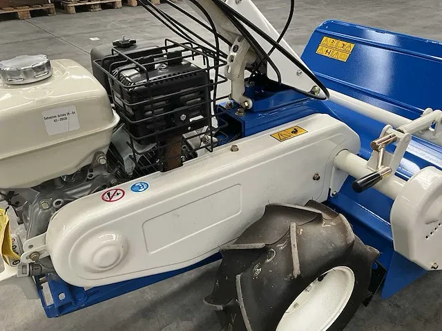 Klepelmaaier iseki hre662 - afbeelding 9 van  11