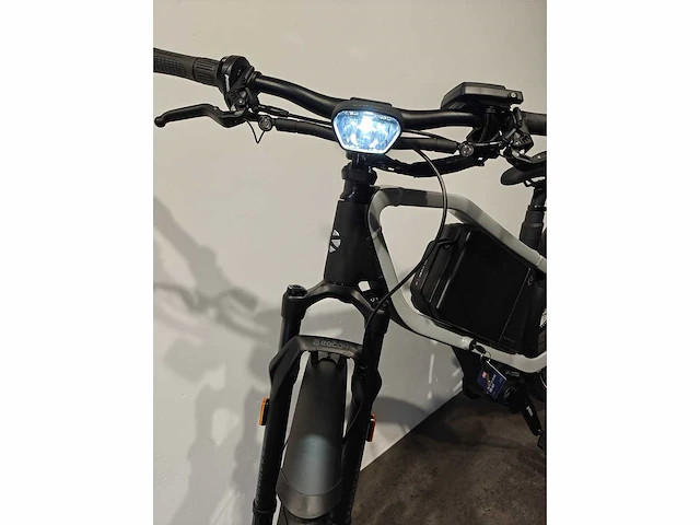 Klever - x pinion 45 (large) - speed pedelec - stadsfiets - afbeelding 11 van  12