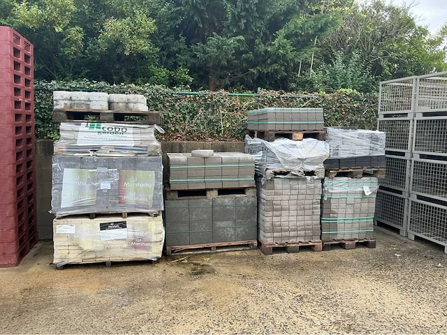 Klinkers-dallen-boordstenen (2542x) - afbeelding 3 van  4