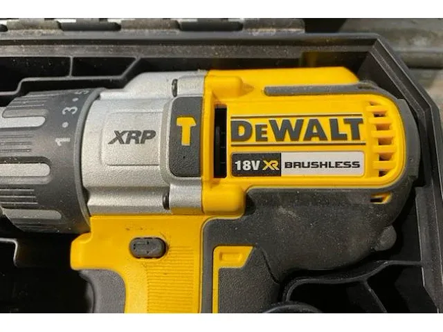 Klop/schroefboormachine dewalt - afbeelding 2 van  3