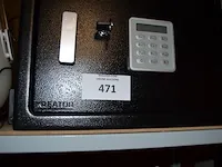 Kluis kreator, 2 wereldbollen, bluetooth speaker , wekker - afbeelding 2 van  8