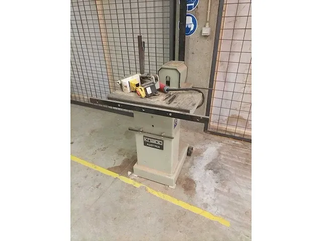 Knapp houtbewerkingsmachine - afbeelding 1 van  5