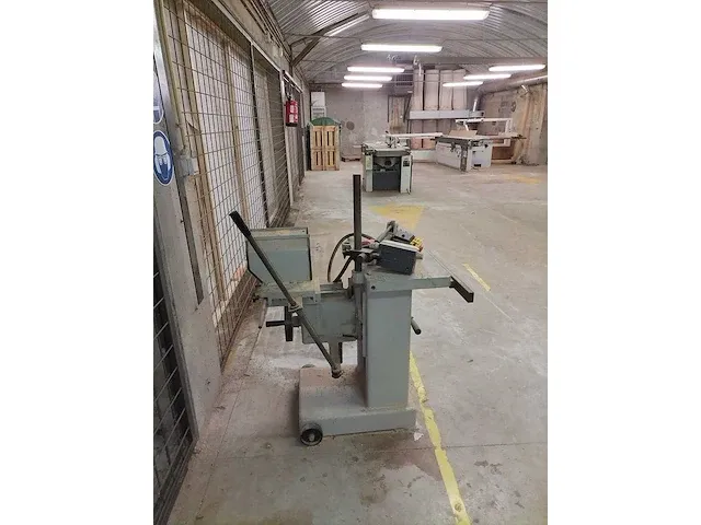 Knapp houtbewerkingsmachine - afbeelding 3 van  5