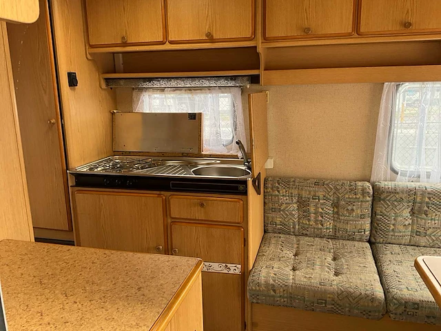 Knaus - caravan - afbeelding 4 van  37