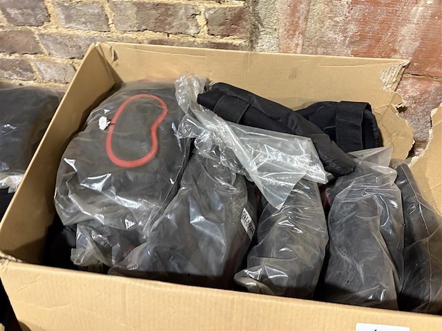 Knielappen - afbeelding 2 van  4