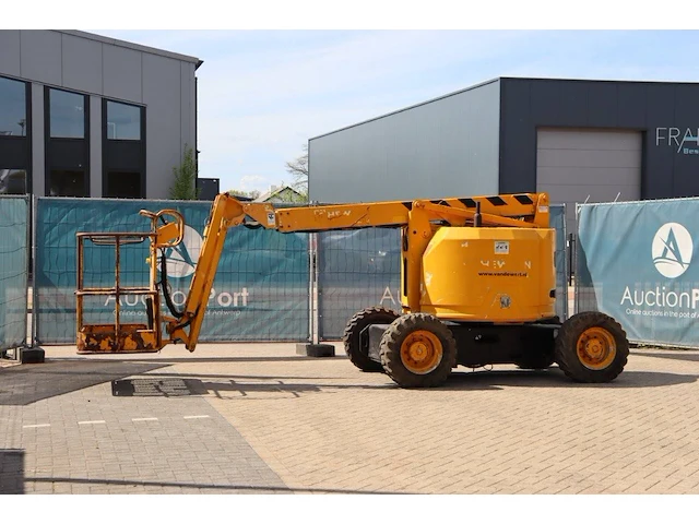 Knikarmhoogwerker genie z-34/22 diesel 12.52m 2002 - afbeelding 1 van  1