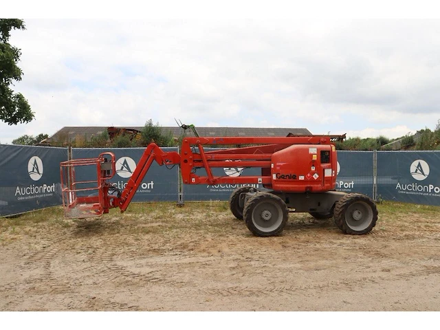 Knikarmhoogwerker genie z-45/25 diesel 16m 2006 - afbeelding 1 van  1