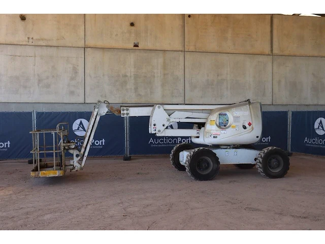 Knikarmhoogwerker haulotte ha16spx diesel 16.0m 2006 - afbeelding 1 van  1