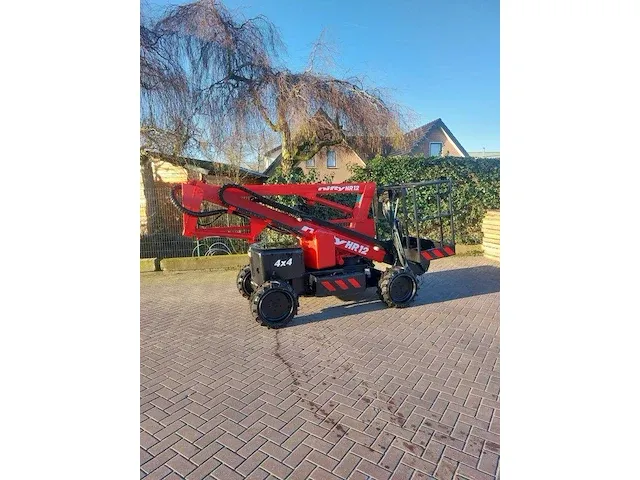 Knikarmhoogwerker nifty hr12d diesel 4x4 - afbeelding 1 van  1