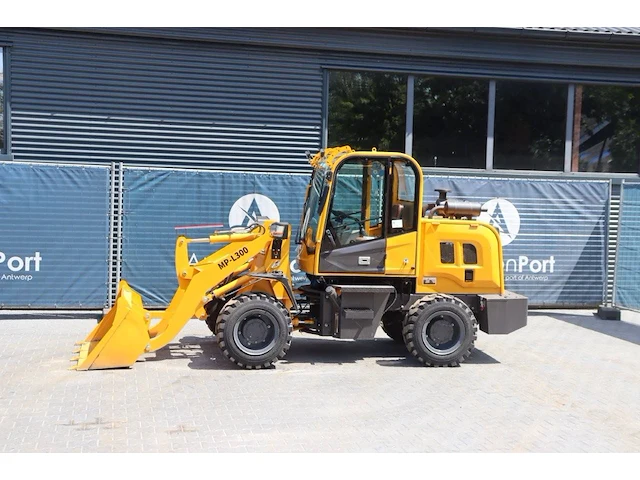 Kniklader machpro mp-l300 diesel 2024 - afbeelding 1 van  1