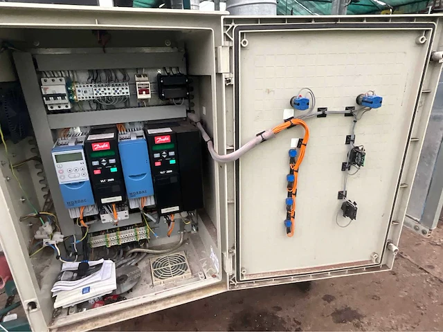 Knip en steksnijmachine geautomatiseerd willems engineering willtrim 5000 - afbeelding 16 van  29