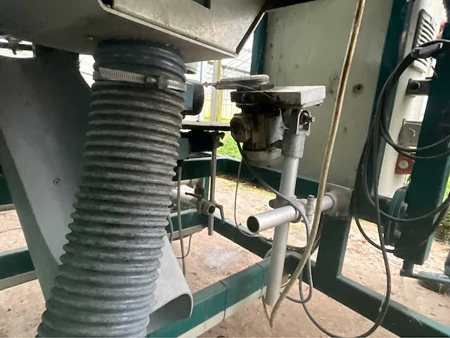Knip en steksnijmachine geautomatiseerd willems engineering willtrim 5000 - afbeelding 29 van  29