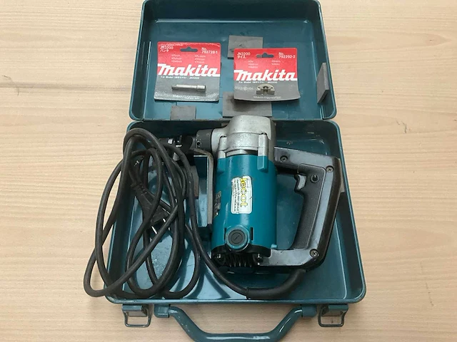 Knobbelschaar makita dh 3200 – ponstempel + matrijs - afbeelding 2 van  2