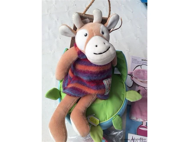 Knuffels divers - afbeelding 2 van  3