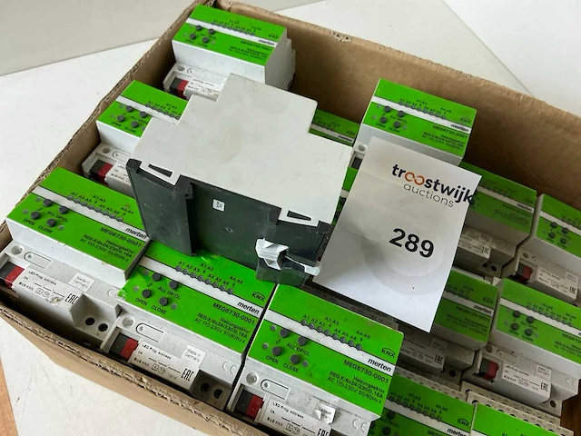 Knx meg6730-0001 verwarmingsactor (24x) - afbeelding 3 van  3