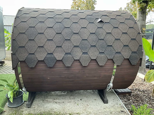 Koba buiten sauna - saunabarrel 2,5x2,25m - afbeelding 10 van  27