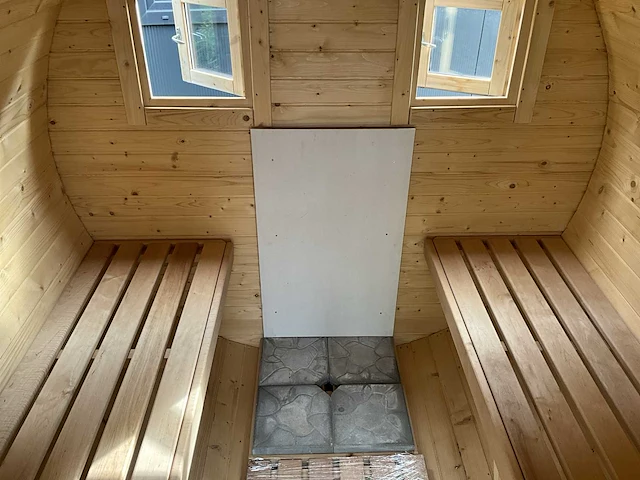 Koba buiten sauna - saunabarrel 2,5x2,25m - afbeelding 23 van  27