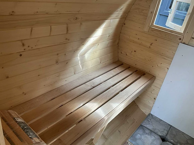 Koba buiten sauna - saunabarrel 2,5x2,25m - afbeelding 26 van  27