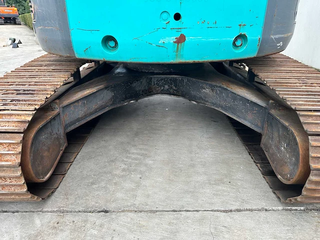 Kobelco - 2003 - sk235srlc-1e - rupsgraafmachine - afbeelding 15 van  51