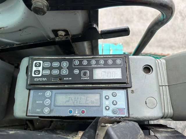 Kobelco - 2003 - sk235srlc-1e - rupsgraafmachine - afbeelding 44 van  51