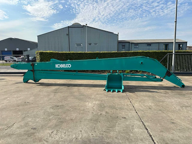 Kobelco - 2025 - sk210lc - voorzetapparatuur - long reach - afbeelding 12 van  26