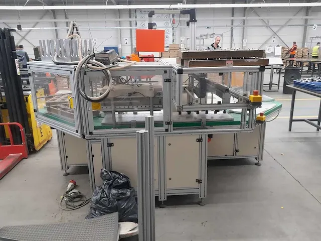 Koch blister caroucel - afbeelding 5 van  9
