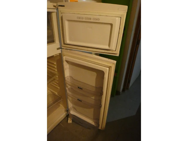 Koel en vriescombinatie witte kleur whirlpool - afbeelding 3 van  3