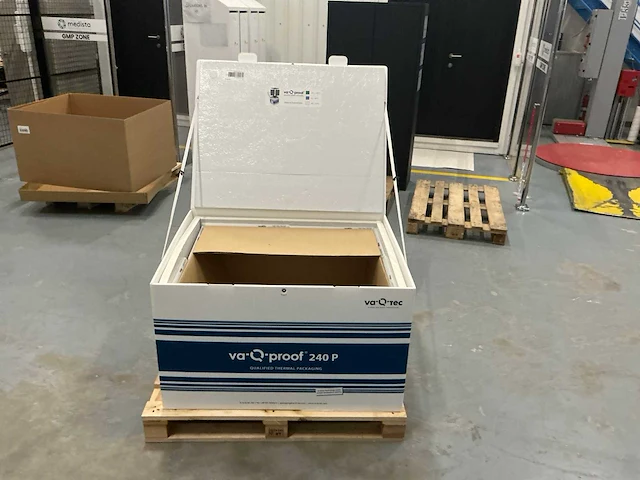 Koelbox inhoud 240 liter met koelementen - afbeelding 1 van  6